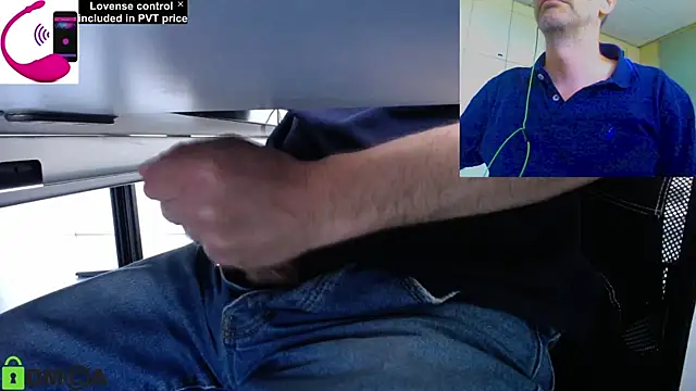 Snapshot of pliko chatting on 06.10.26 pliko online show from 06.10.26