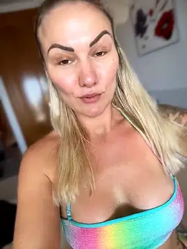 Snapshot of NastyMilf_ chatting on 05.18.26 NastyMilf online show from 05.18.26
