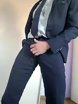 Snapshot of Justforoneday chatting on 11.04.25 Justforoneday online show from 11.04.25