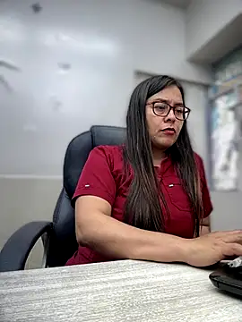 Ixchel Anaid online show from 09.15.25