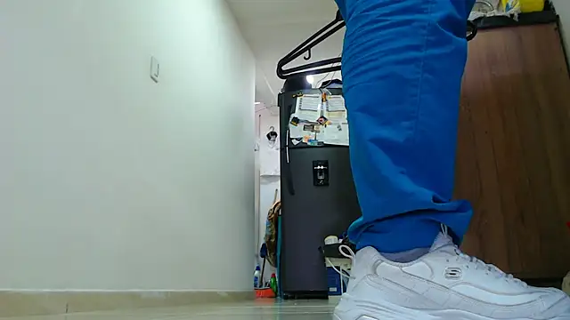 Ixchel Anaid online show from 09.25.25