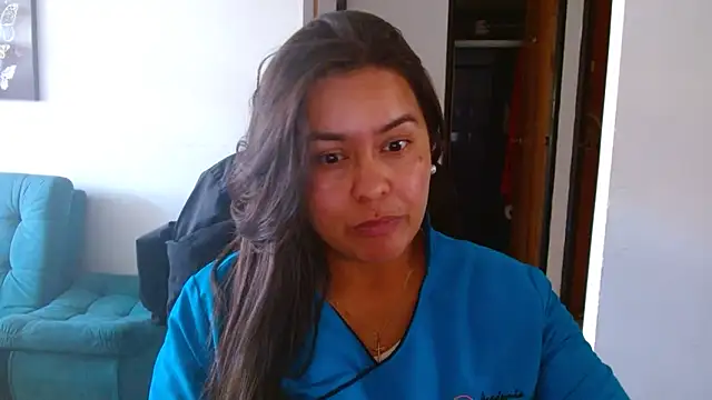 Snapshot of Ixchel_Anaid chatting on 04.01.26 Ixchel Anaid online show from 04.01.26