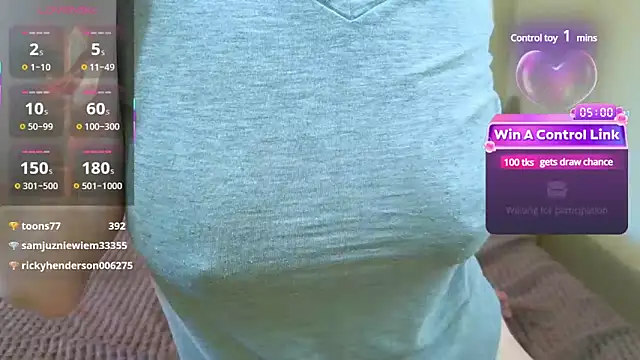 Snapshot of FairyTaylor chatting on 02.17.25 FairyTaylor online show from 02.17.25