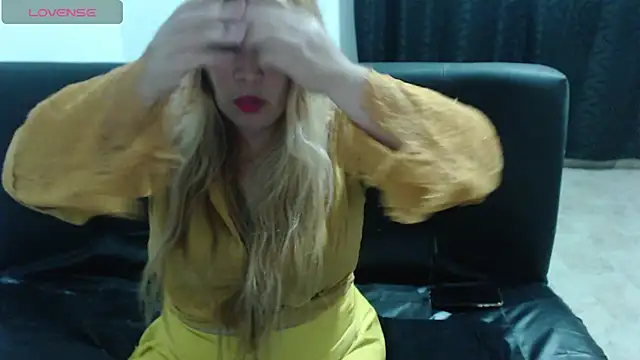 Dulce-Bella online show from 12.12.24