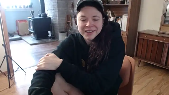 Snapshot of MarcyJones chatting on 01.20.25 MarcyJones online show from 01.20.25