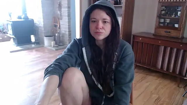 Snapshot of MarcyJones chatting on 01.26.25 MarcyJones online show from 01.26.25