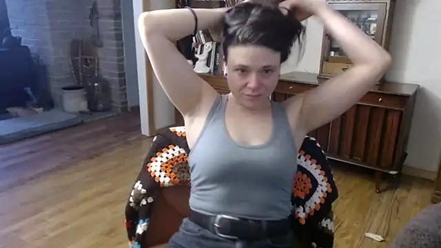 Snapshot of MarcyJones chatting on 02.13.25 MarcyJones online show from 02.13.25