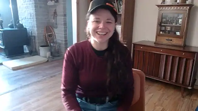 Snapshot of MarcyJones chatting on 03.08.25 MarcyJones online show from 03.08.25