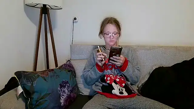 little-leni online show from 03.19.26