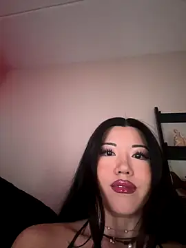 Amanita Bloom online show from 10.05.25