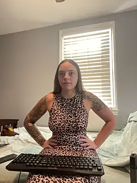 jaseyrae online show from 10.22.25