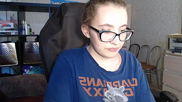 AnKey Rayah online show from 12.05.24