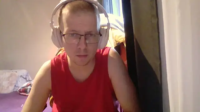 Snapshot of David250692 chatting on 05.25.26 David250692 online show from 05.25.26