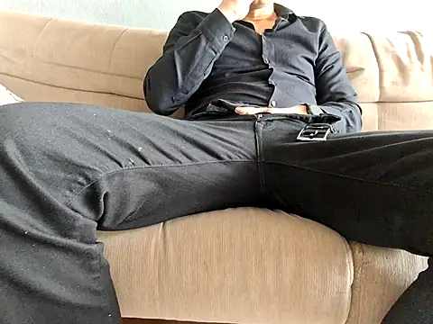 praqun2021 online show from 03.23.26