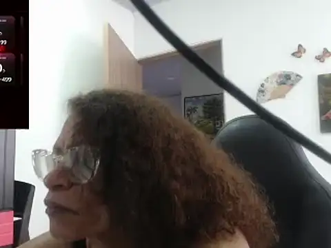 BustyMilf  online show from 03.22.25