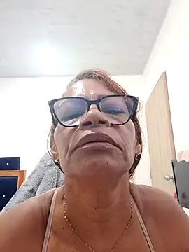 BustyMilf  online show from 09.18.25