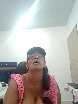 BustyMilf  online show from 10.12.25