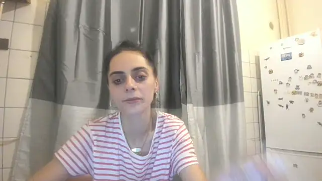 Snapshot of jessystarr chatting on 10.14.25 jessystarr online show from 10.14.25