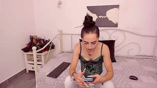 jessystarr online show from 10.19.25