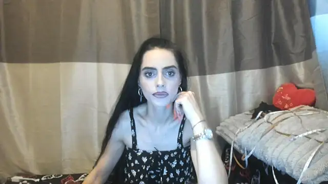 Snapshot of jessystarr chatting on 11.05.25 jessystarr online show from 11.05.25