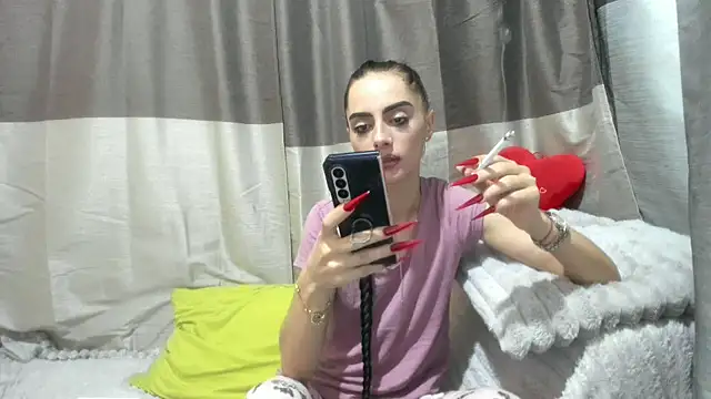 Snapshot of jessystarr chatting on 11.11.25 jessystarr online show from 11.11.25