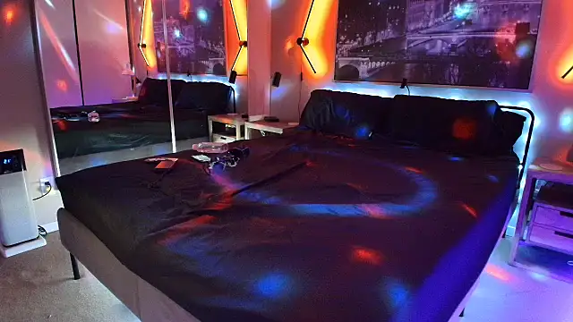 MikyFoxx online show from 01.17.26