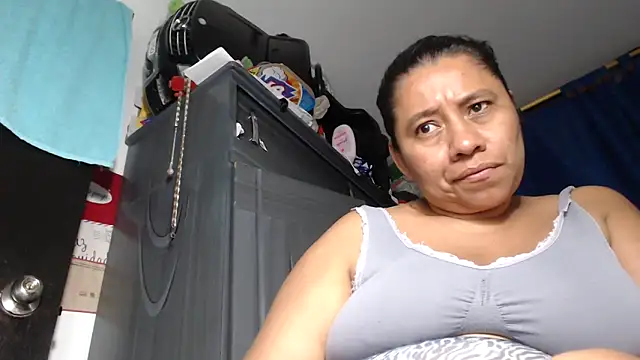 adrixxx38 online show from 03.28.26