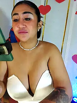 Snapshot of XXX_harna chatting on 02.24.25 XXX harna online show from 02.24.25