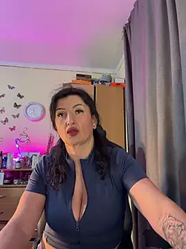 Hotangel75 online show from 04.04.26