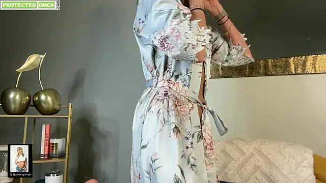 Snapshot of JordynGrange chatting on 01.10.25 JordynGrange online show from 01.10.25