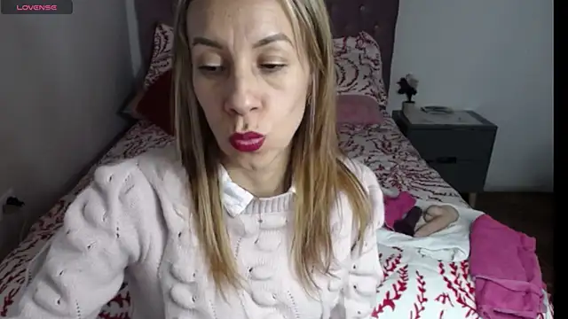 cristin doll  online show from 11.26.25