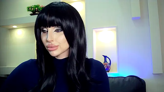 Lady Joli online show from 11.14.25