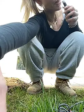 Etwas neugierig online show from 03.07.26