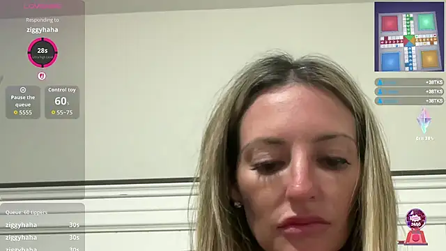 Snapshot of AmandaStarryNight chatting on 04.28.26 AmandaStarryNight online show from 04.28.26