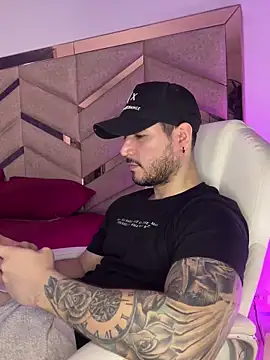 nicolasx1000 online show from 03.04.25