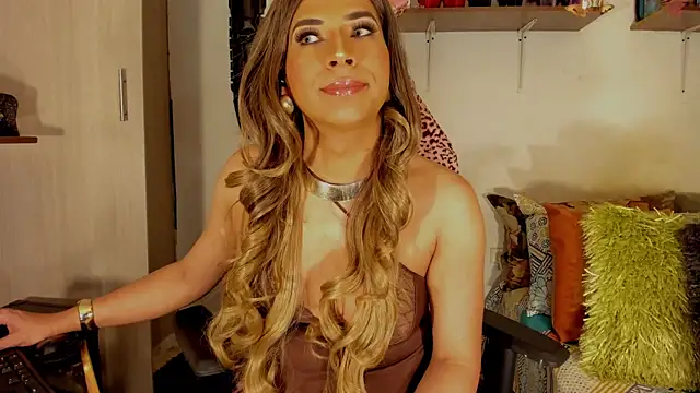 Snapshot of sashasweethot chatting on 10.26.25 sashasweethot online show from 10.26.25