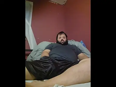 Snapshot of Strongbutgentle36 chatting on 02.04.26 Strongbutgentle36 online show from 02.04.26