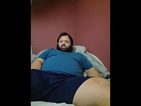 Snapshot of Strongbutgentle36 chatting on 02.12.26 Strongbutgentle36 online show from 02.12.26