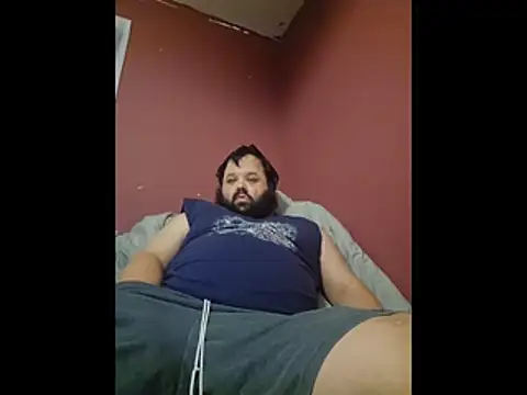 Snapshot of Strongbutgentle36 chatting on 02.18.26 Strongbutgentle36 online show from 02.18.26