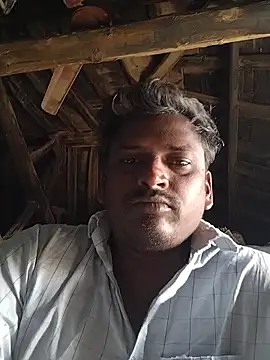 Snapshot of rohanhotguy chatting on 02.26.26 rohanhotguy online show from 02.26.26