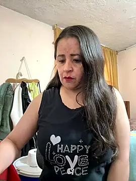 latinfemale online show from 11.30.25