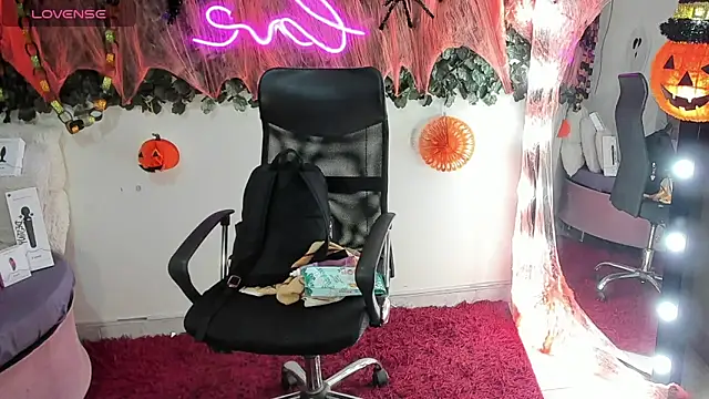 DestinyHills online show from 10.20.25