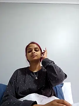 DirtySnowball69 online show from 10.15.25