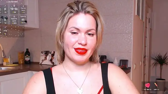 HotTiffani online show from 02.11.25