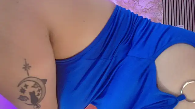 JuliRamirez online show from 10.01.25