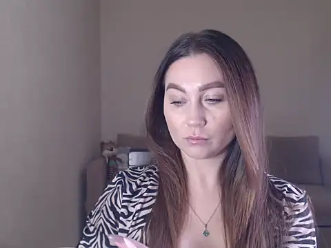 marishaarimova online show from 11.18.25