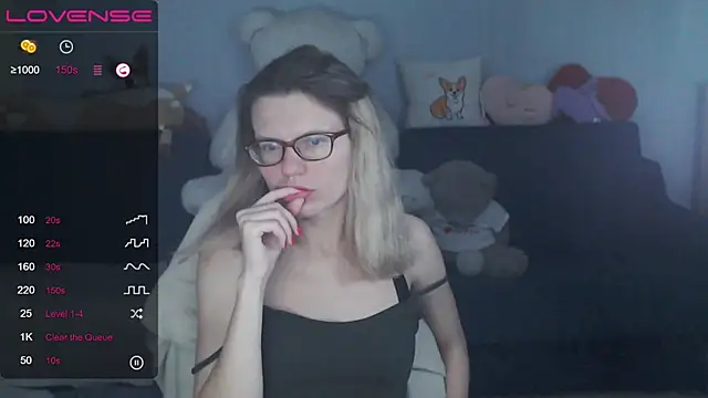 night is dark online show from 02.21.25