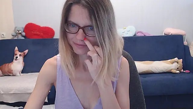 night is dark online show from 09.15.25