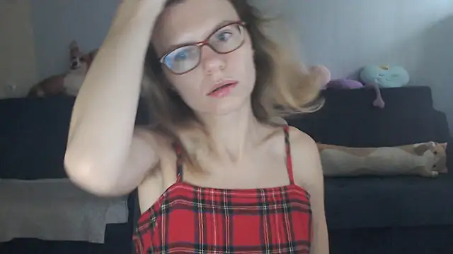 night is dark online show from 09.22.25