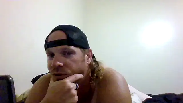 Snapshot of FUNINWV9 chatting on 06.29.26 FUNINWV9 online show from 06.29.26